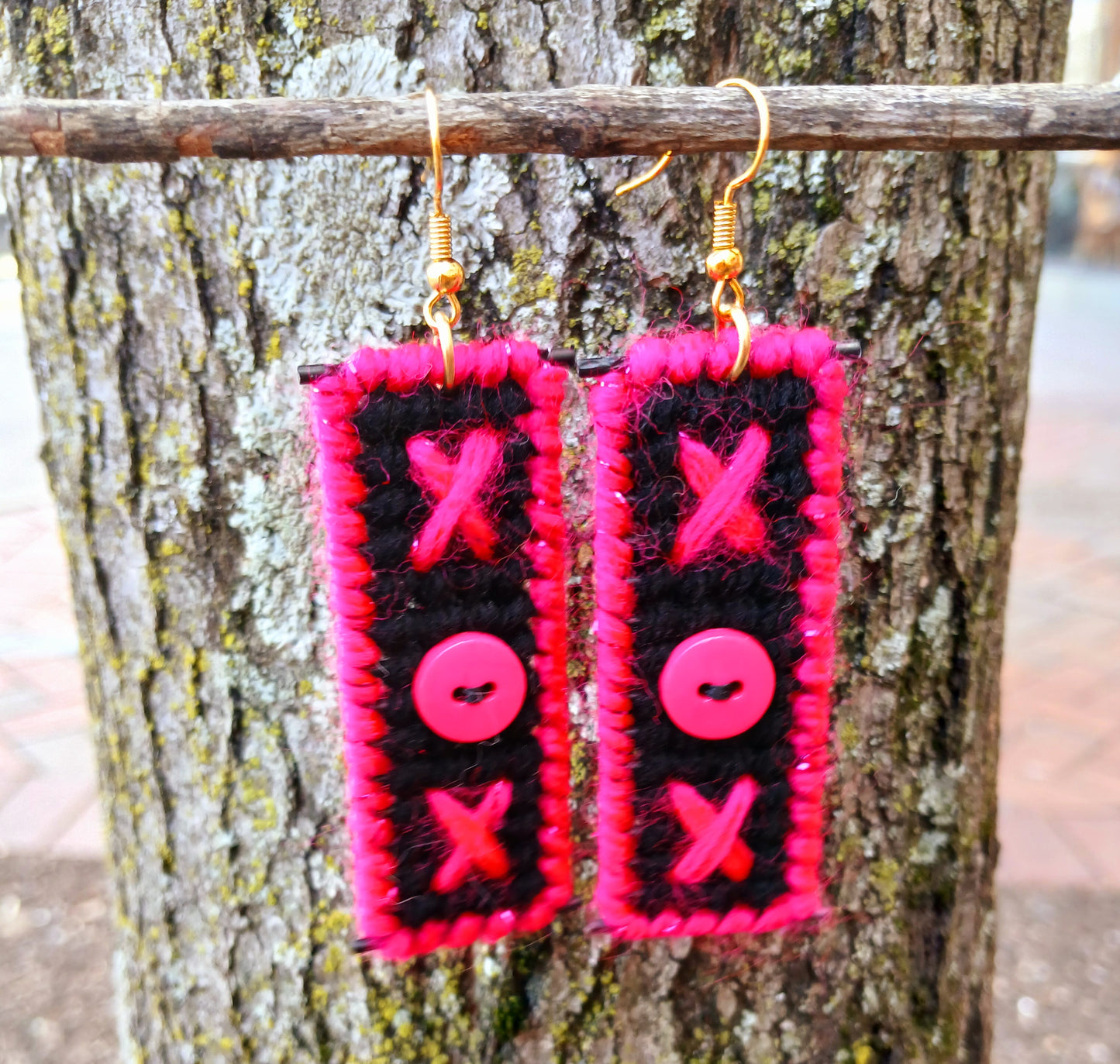Yarn Earrings-Lantern Xs & O