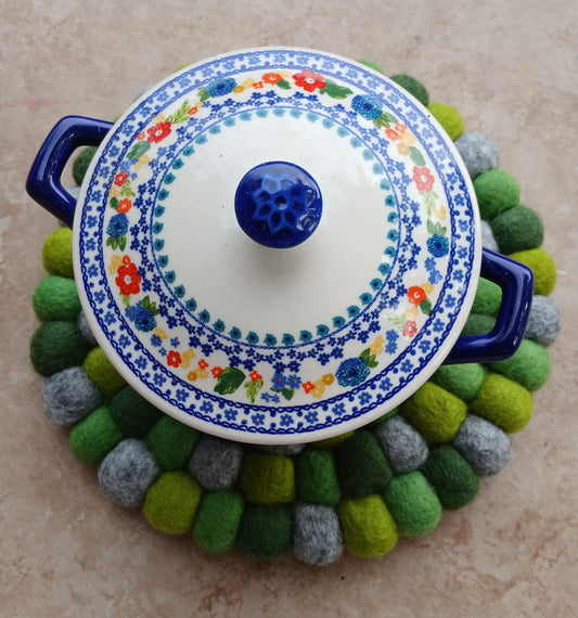 Trivet